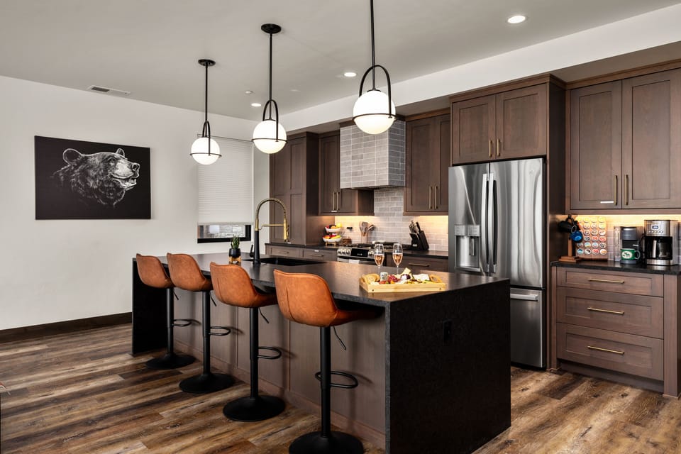 Chef's kitchen with stove, oven, microwave, fridge with icemaker, air fryer!