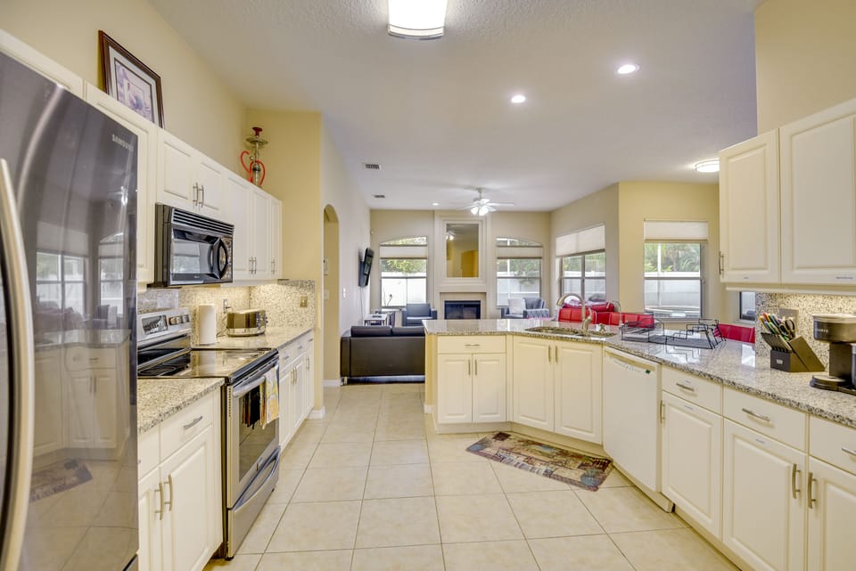 Kitchen | Dishwasher