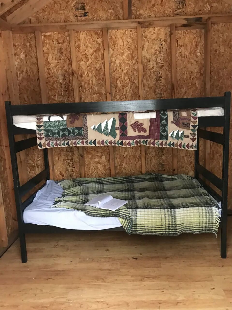 Professionally built Treehouse with bunkbeds