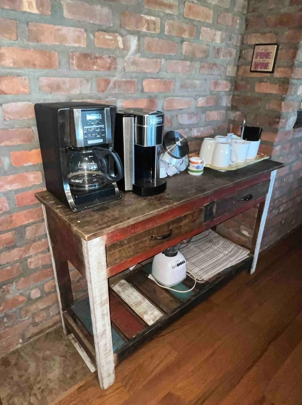 Coffee station with K cups and drip pot