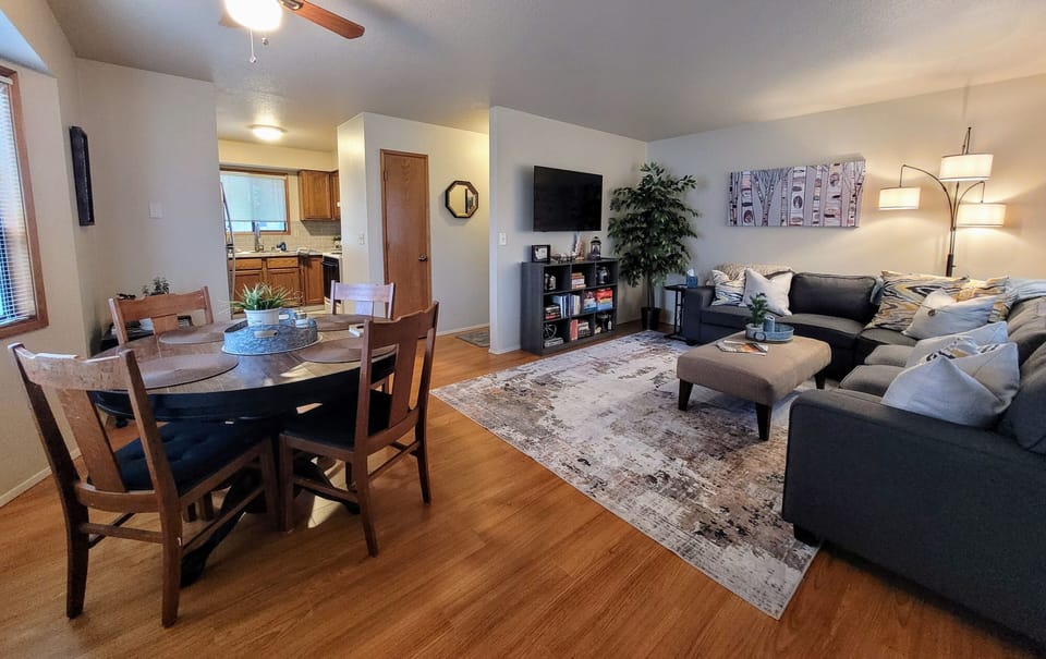 Open floor plan makes for interactive family fun! 