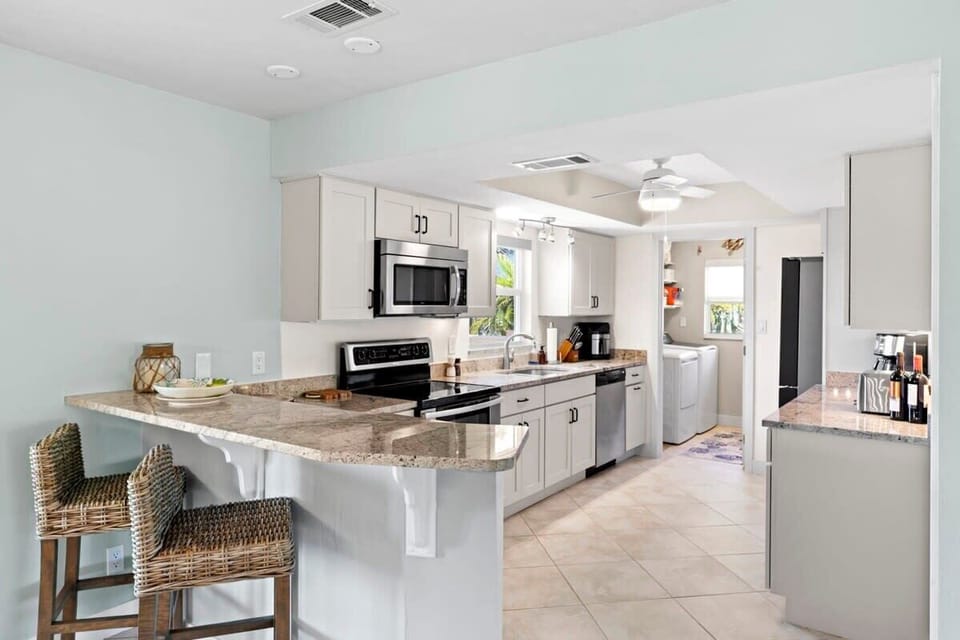 Fully equipped kitchen
