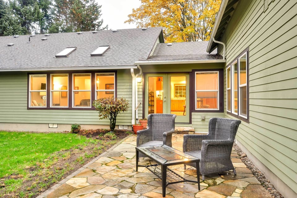 Shared Amenities | Yard | Patio | Gas Fire Pit