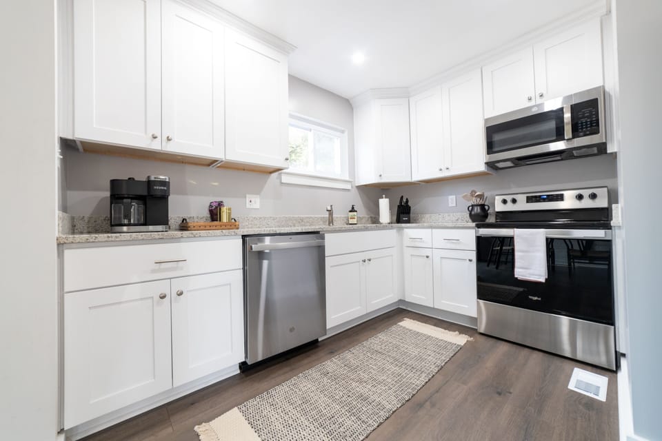 Fully equipped kitchen with coffee maker