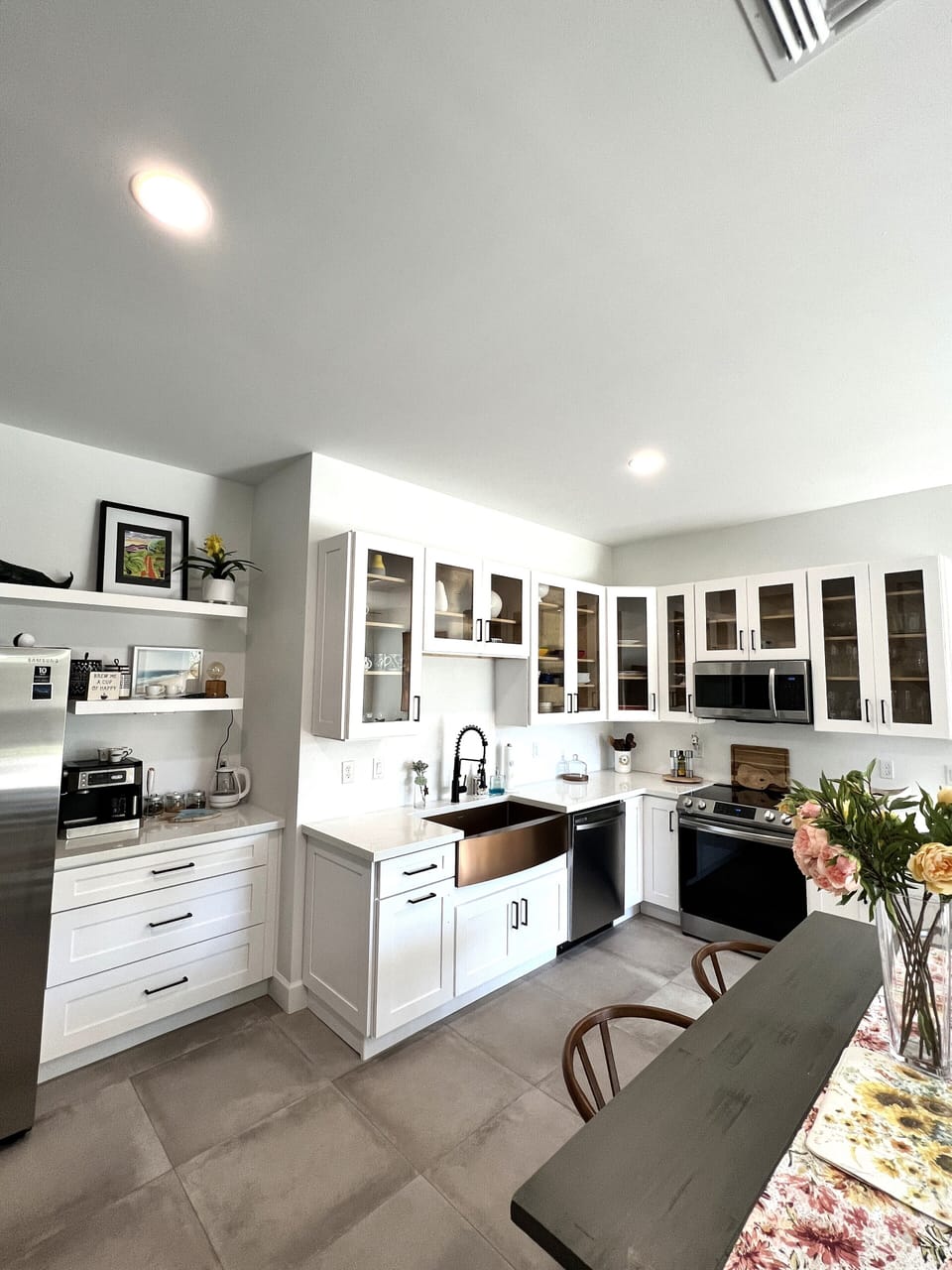 Coffee nook and chef's kitchen