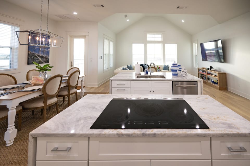 Large custom kitchen with 2 islands and 4 stools 