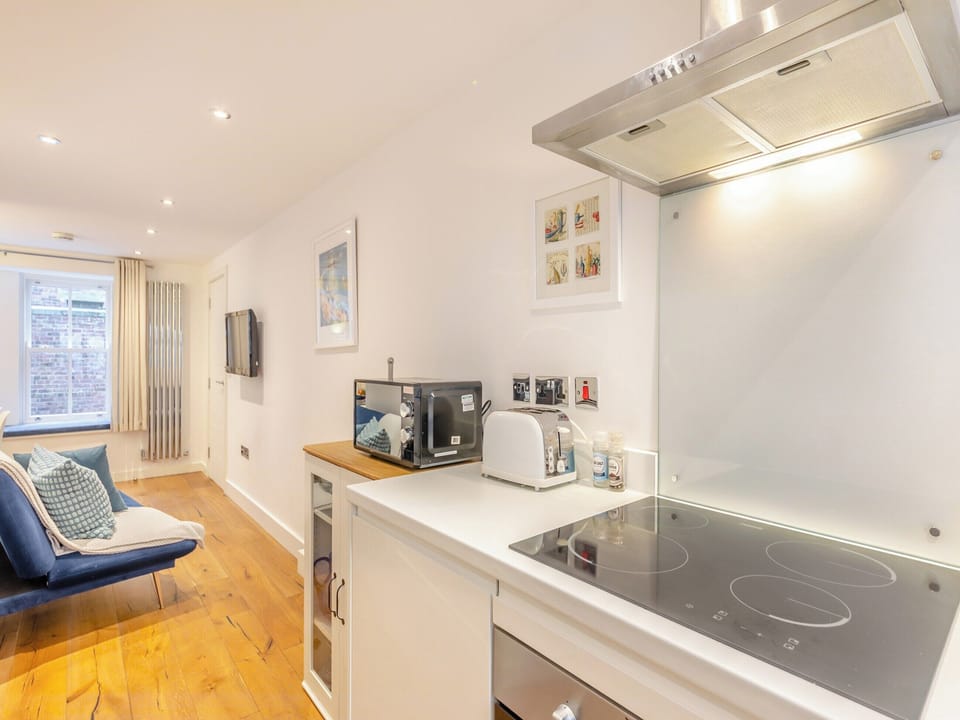 Kitchen | Town Square Apartment - Alnwick Hideaways, Alnwick