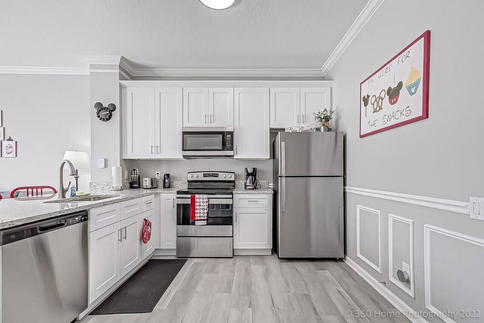 Bright and airy kitchen with all the essentials.