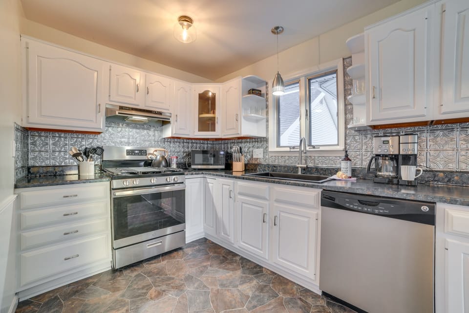 Fully Equipped Kitchen | Cooking Basics