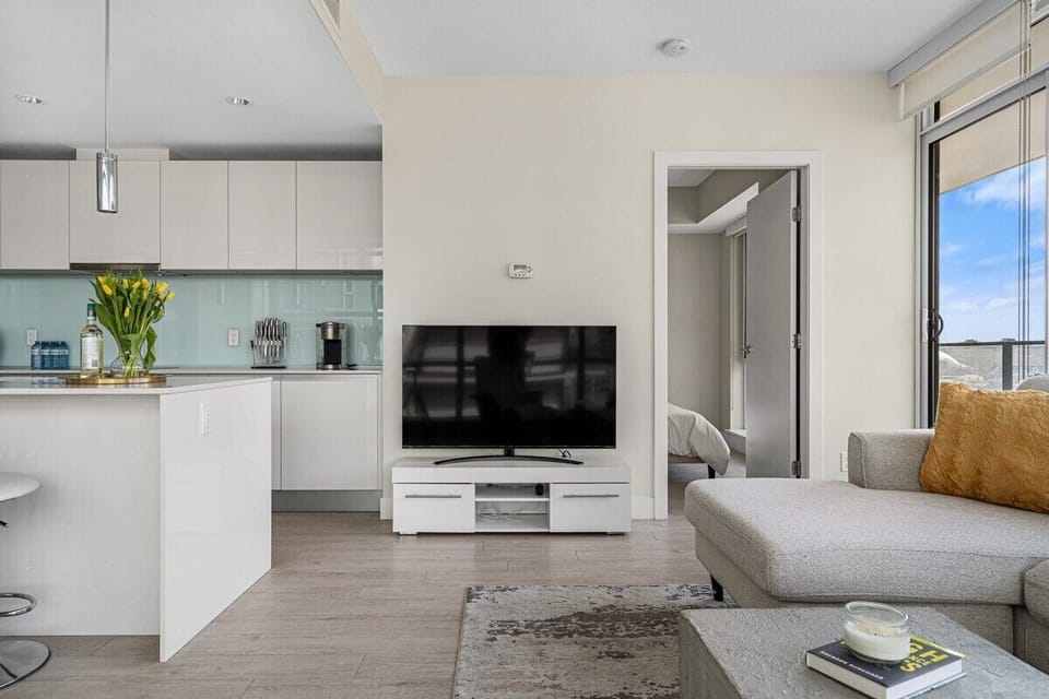 50" Smart TV