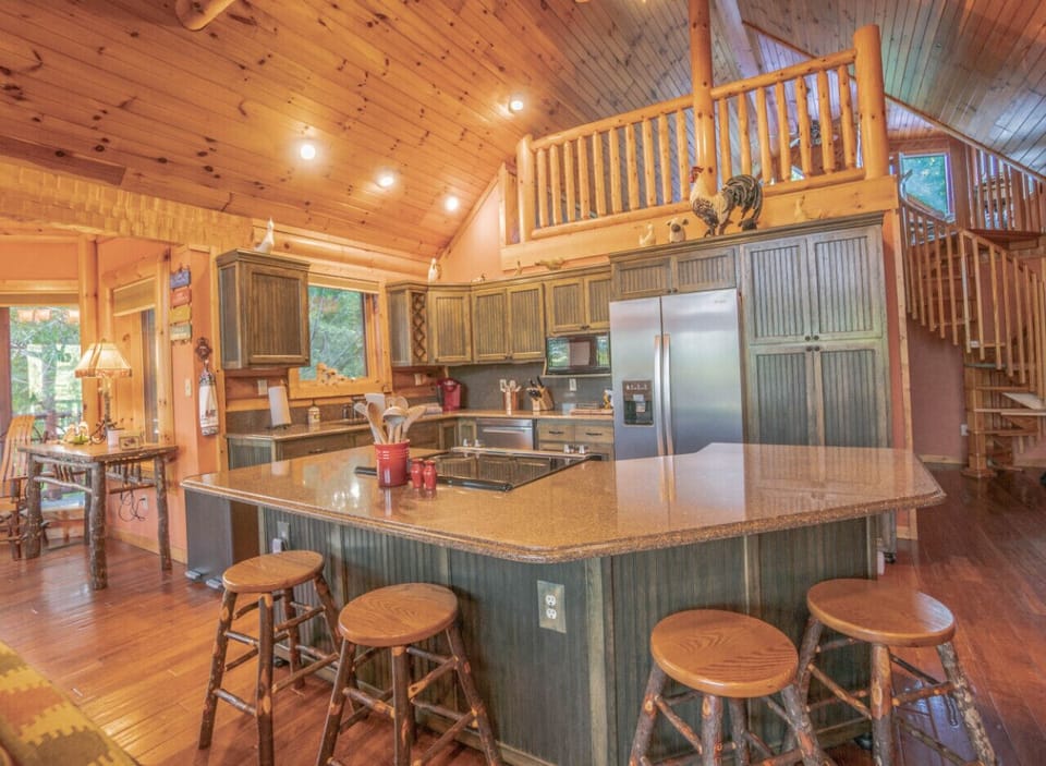 Lodge | Kitchen