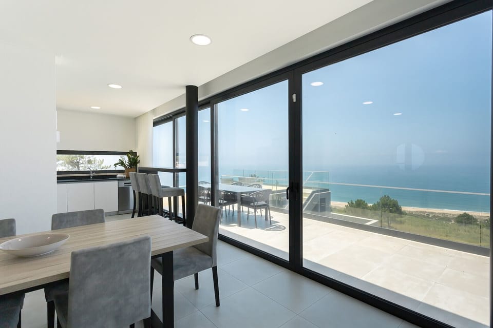SCH Holiday Homes Casa Berlenga holiday home in Famalicão Nazaré Portugal with private pool
