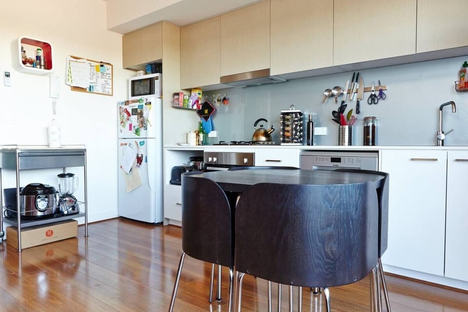 Whip up a meal at home thanks to a fully-equipped kitchen with a fridge, oven, stove, microwave and dishwasher.