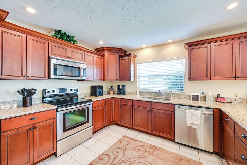 Kitchen | Cooking Basics | Drip Coffee Maker | Trash Bags/Paper Towels