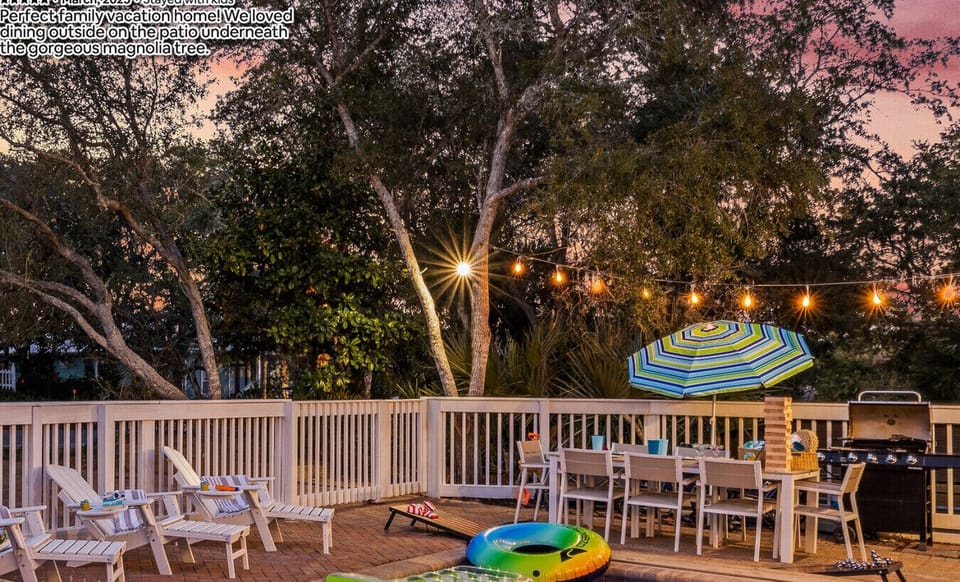 Enjoy a delicious meal under the stars.