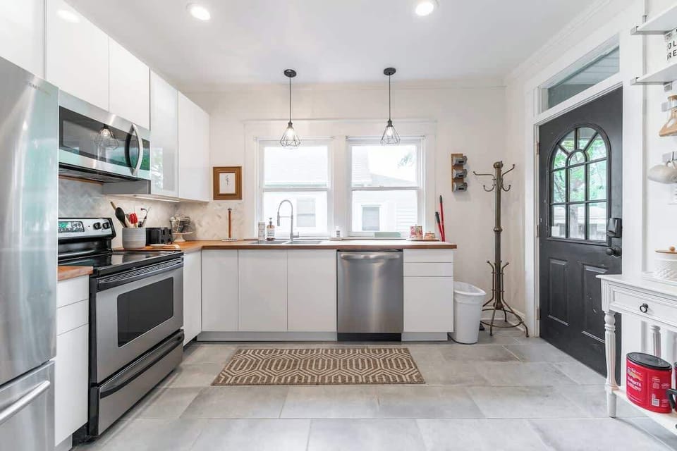 Spacious kitchen