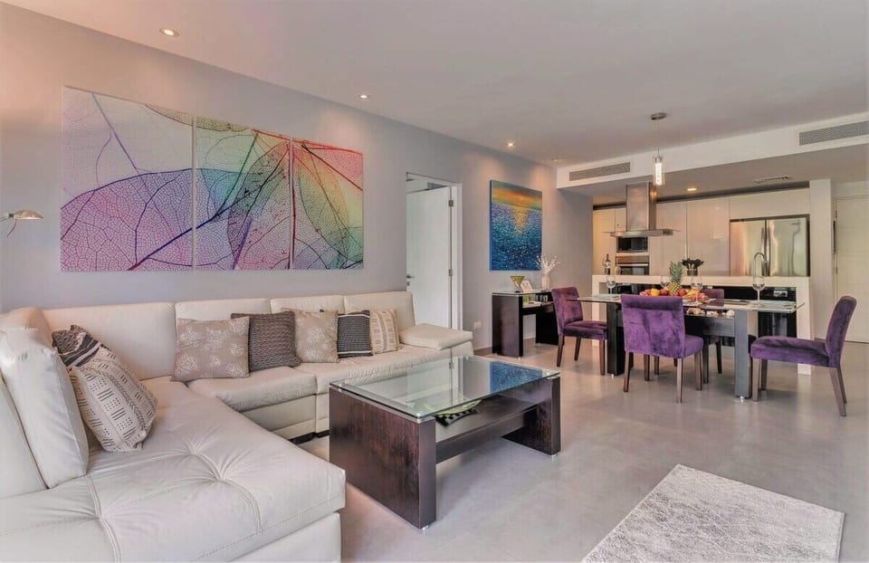 The open-plan layout makes it easy for interaction