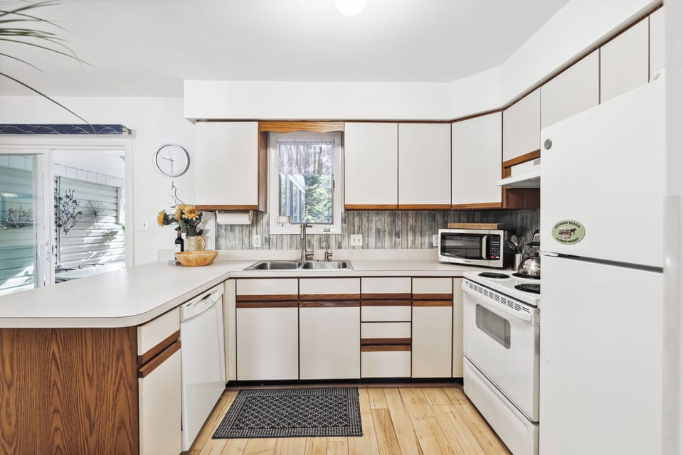 Main Level,Kitchen,