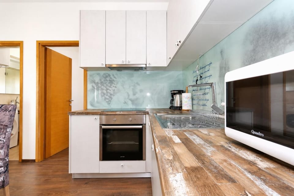 Equipped kitchen