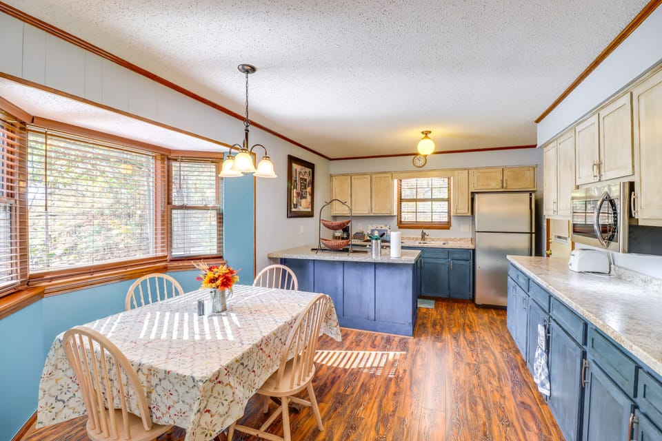 Kitchen | Dining Area | Cooking Basics
