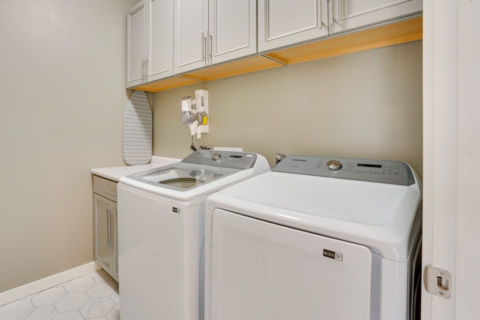 Washer & Dryer | Detergent Provided