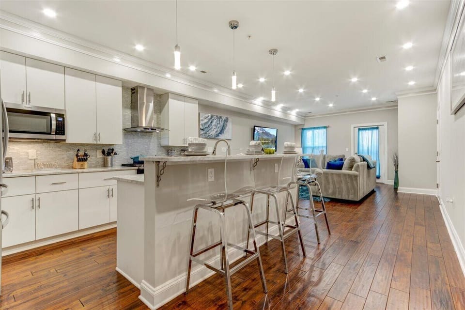 Kitchen counter with bar stool seating