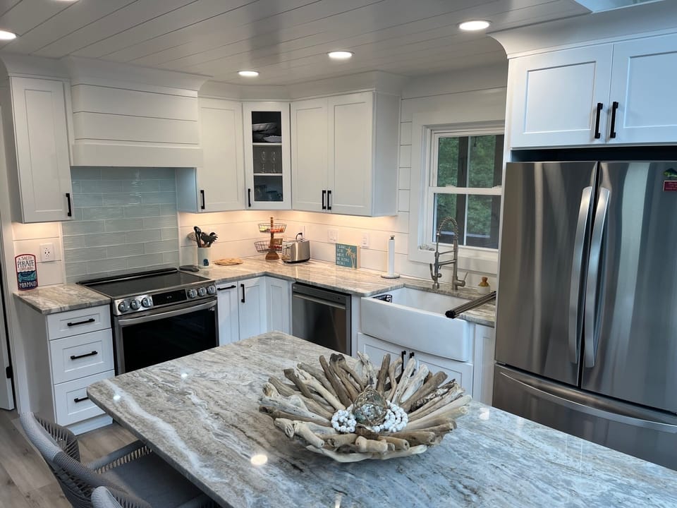 Well stocked kitchen for all your culinary needs