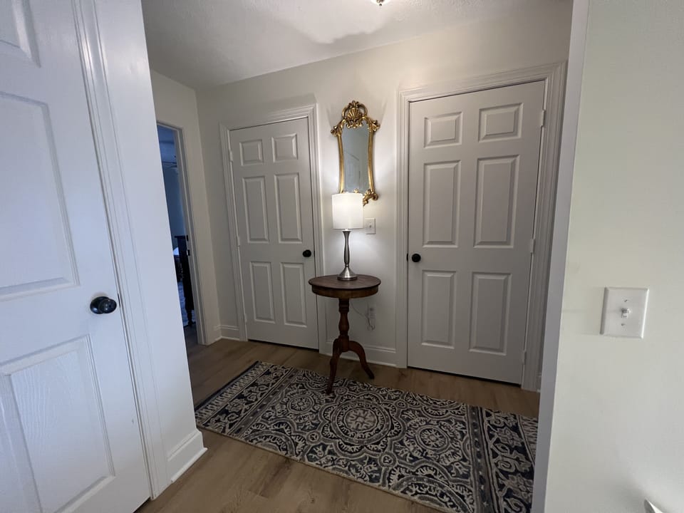 3 floor hallway