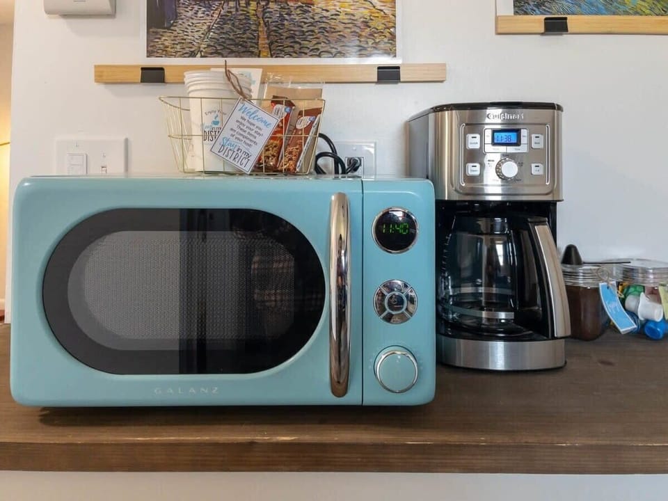 #StayInMyDistrict #BookDirect