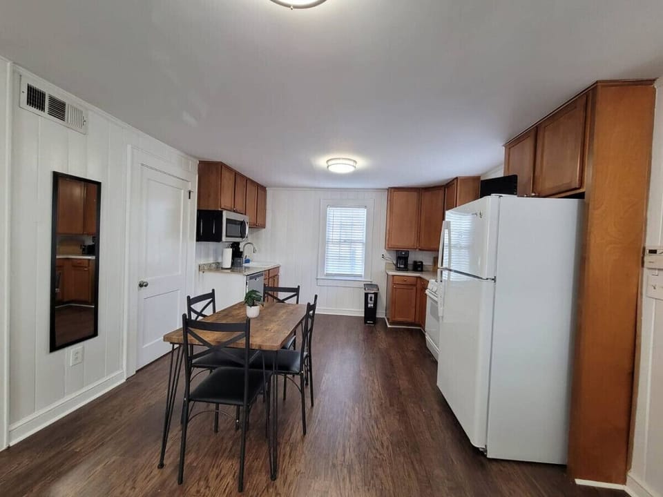 Another angle of this well-equipped kitchen