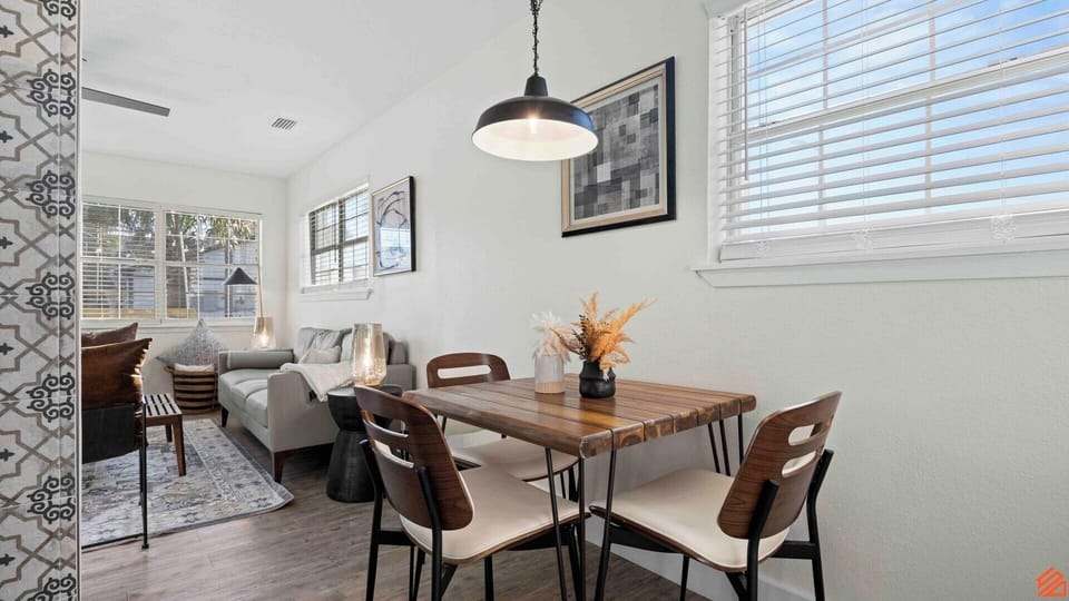 Host dinners in style with our spacious dining area