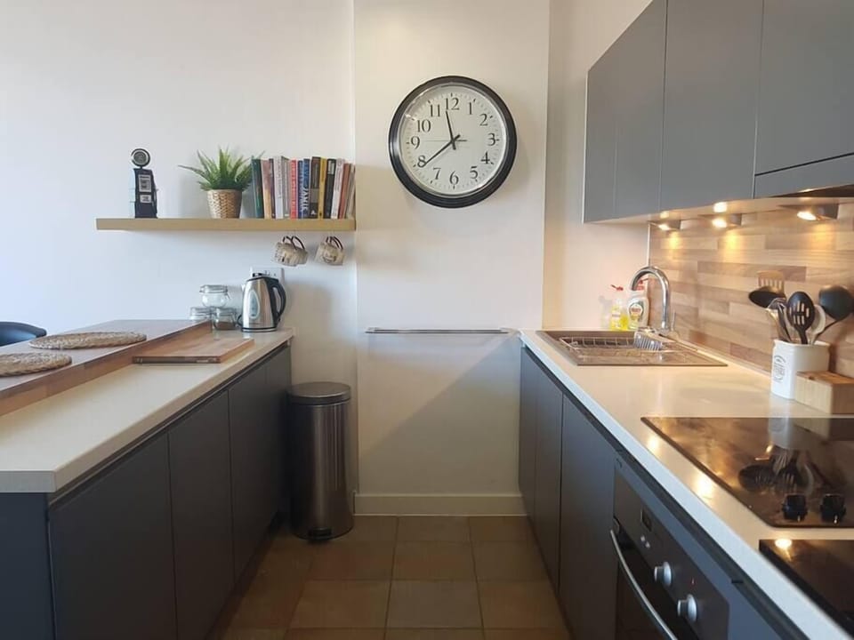 Kitchen area
