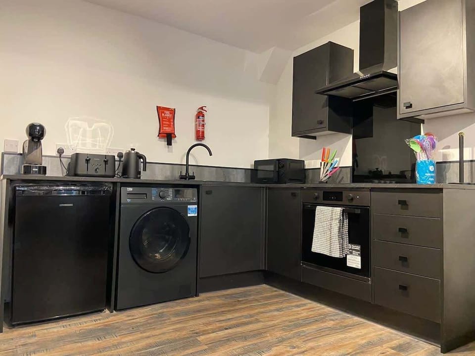 Fully equip Kitchen 