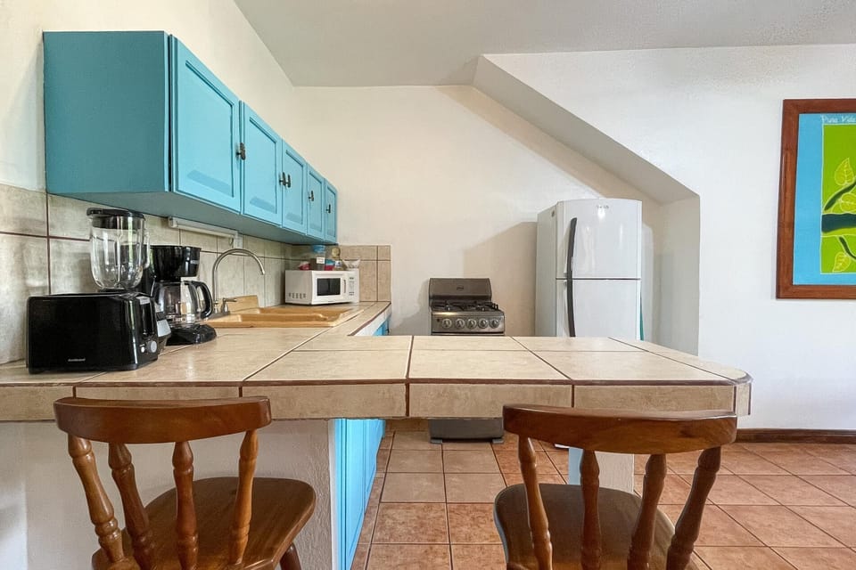 EcoCondo #5 in Secured Community Paradise  w/ pool (1356)