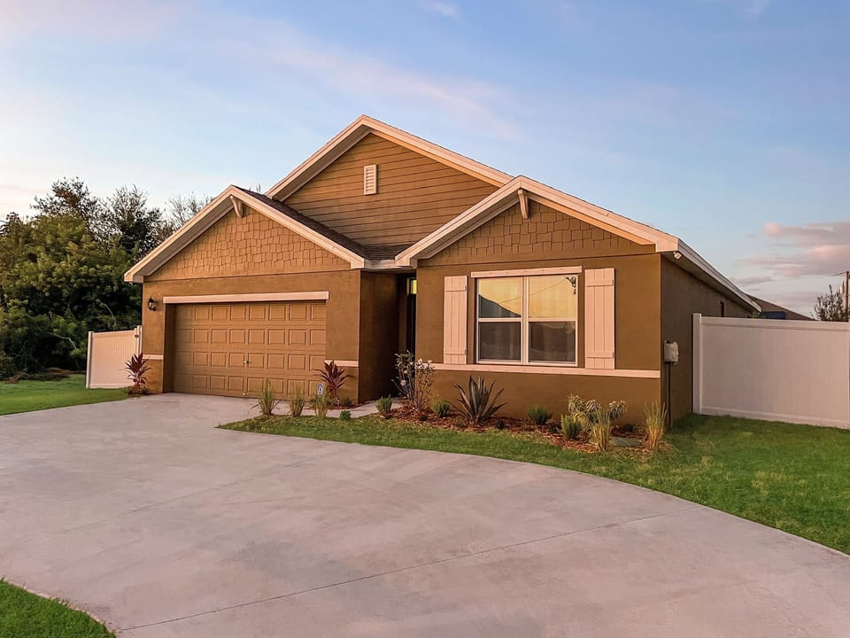 [Home Entry] Single-level home with 2-car garage and extra driveway parking