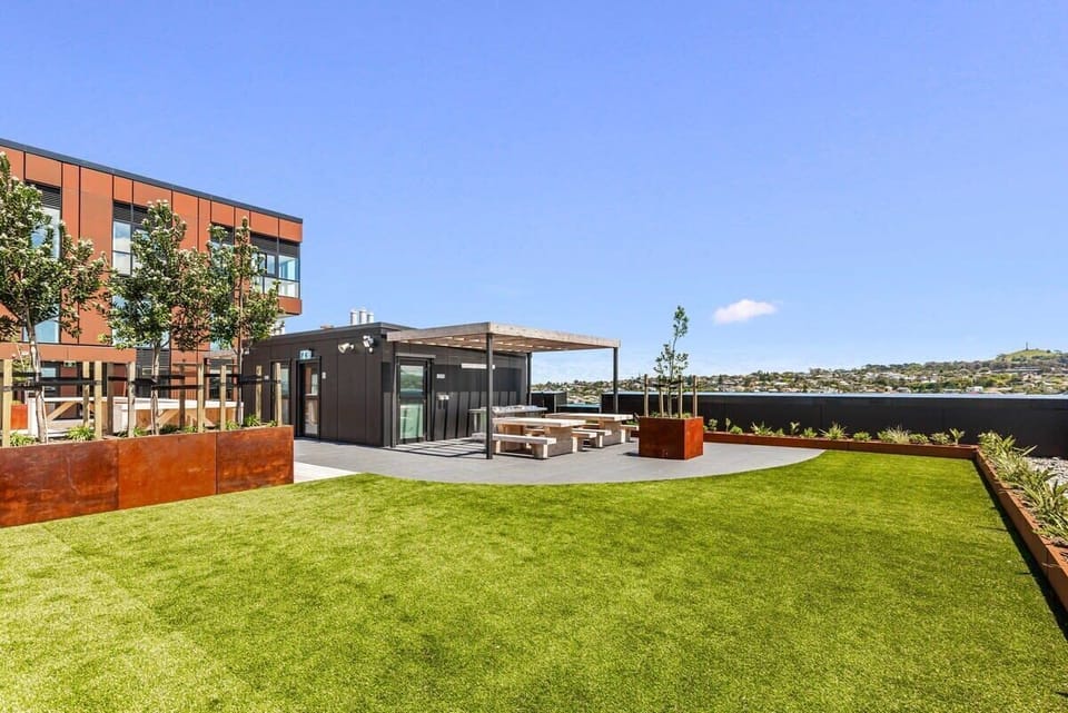 Building common space