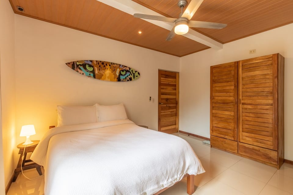 Full bedroom - downstairs (1)