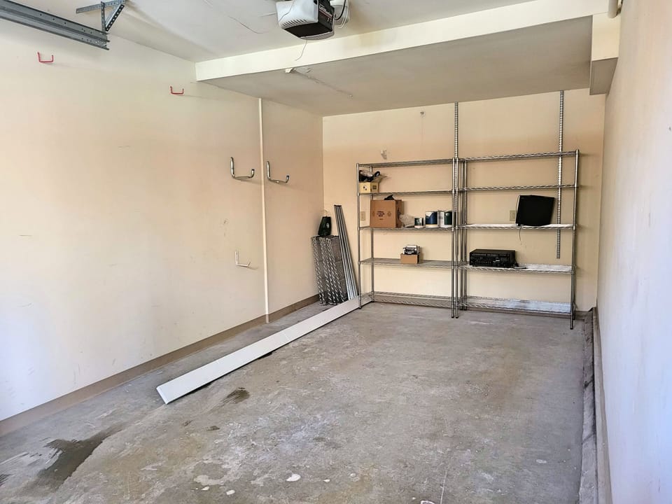 1 car garage