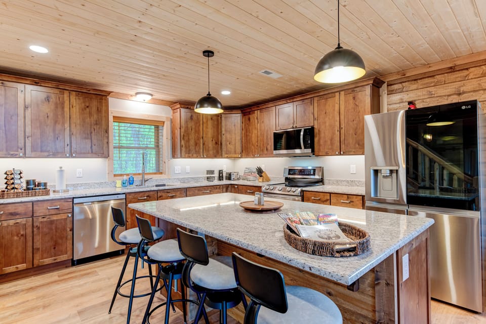 Modern Kitchen with amenities