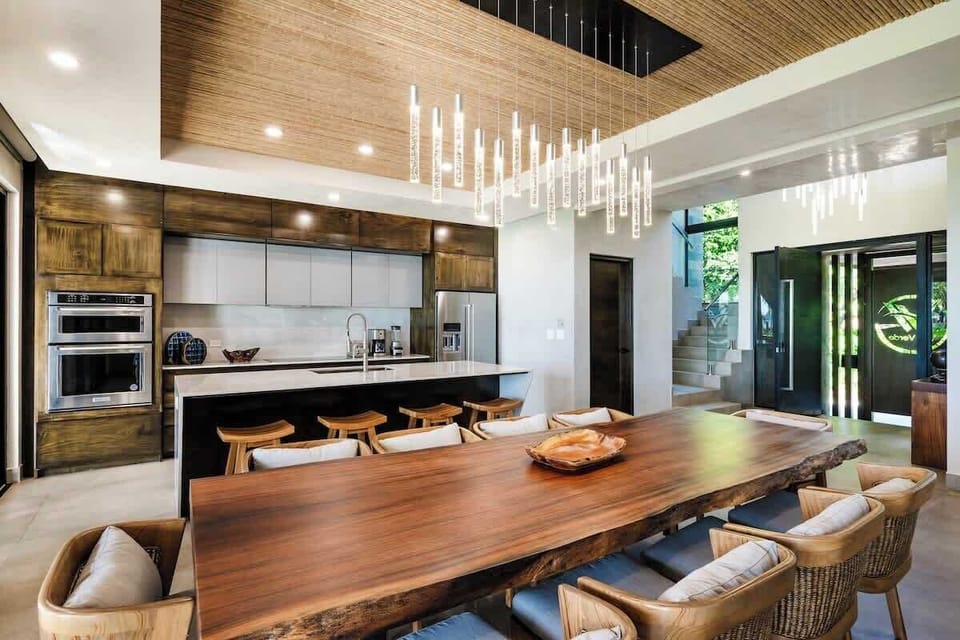 Dine downstairs: seating for 10 and additional 4 seats at the kitchen Island.