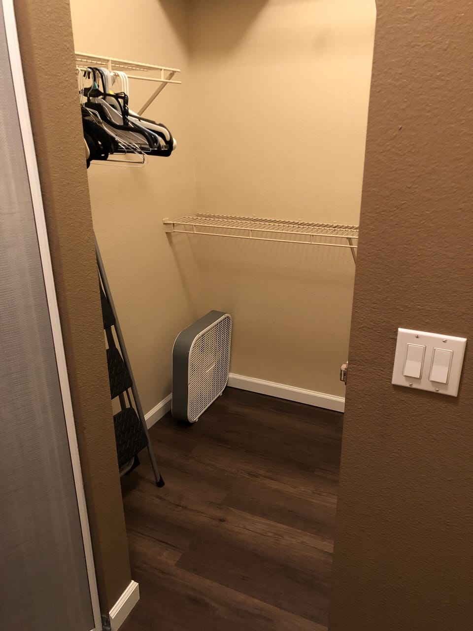 Walk-in closet