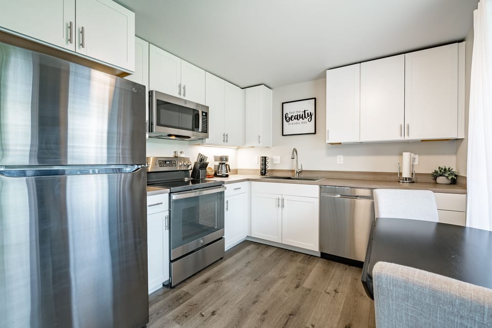 full kitchen