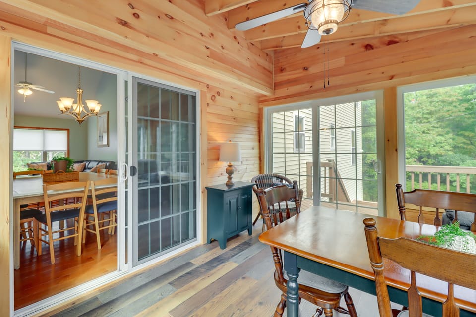 Screened Porch | Additional Dining Area