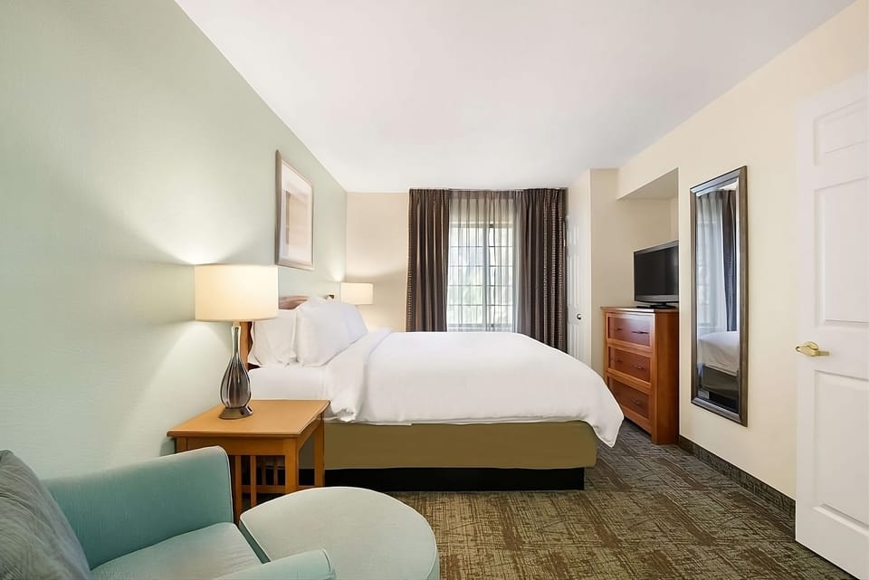 Unit with King size bed