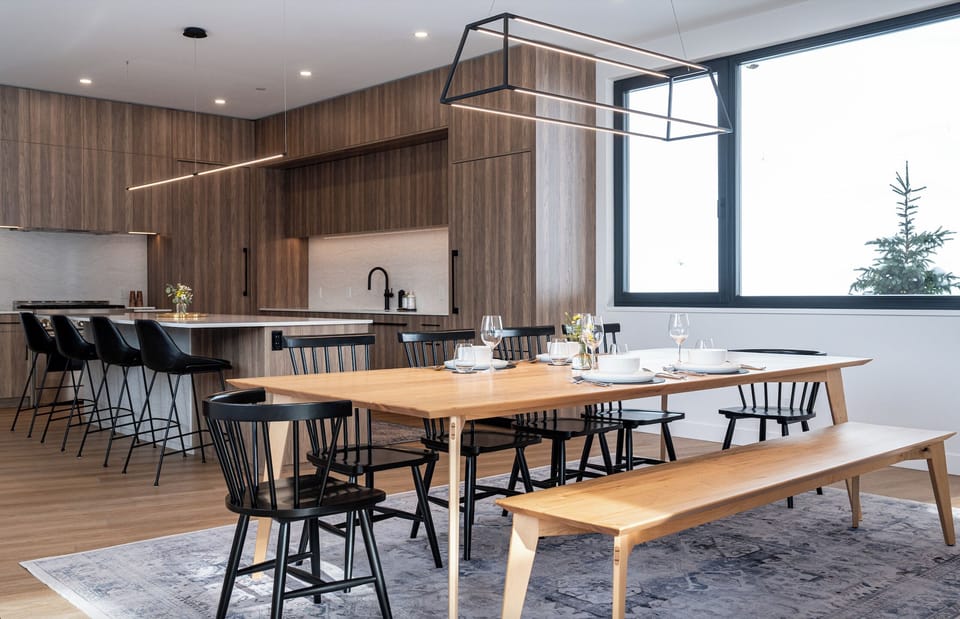 Dining & kitchen