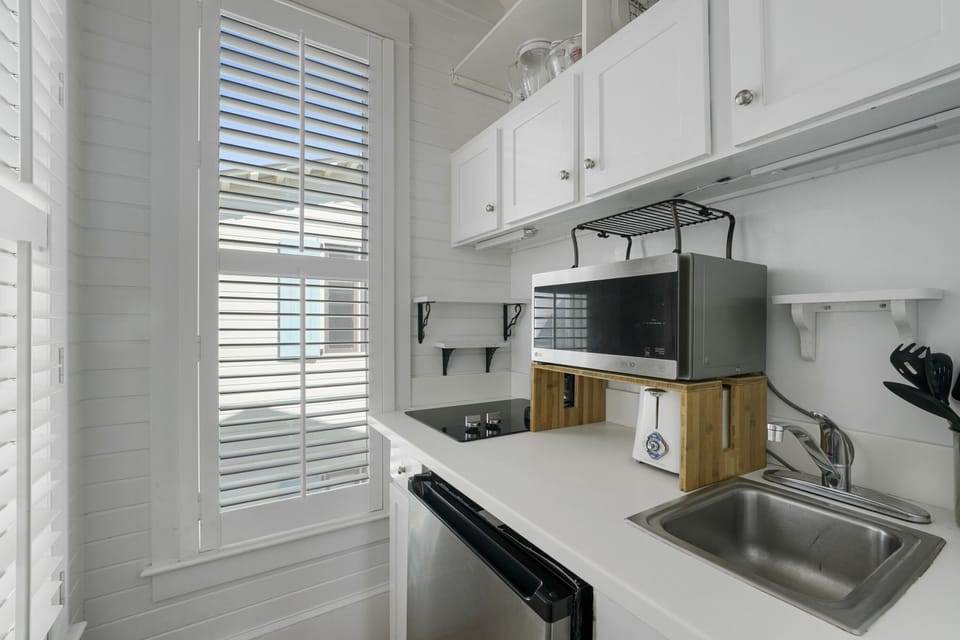 SECOND FLOOR EFFICIENCY KITCHEN