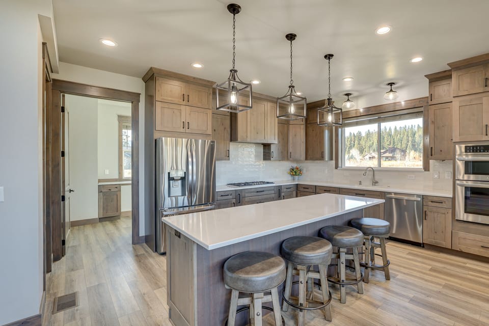 Kitchen | Coffee Maker | Spices | Trash Bags & Paper Towels