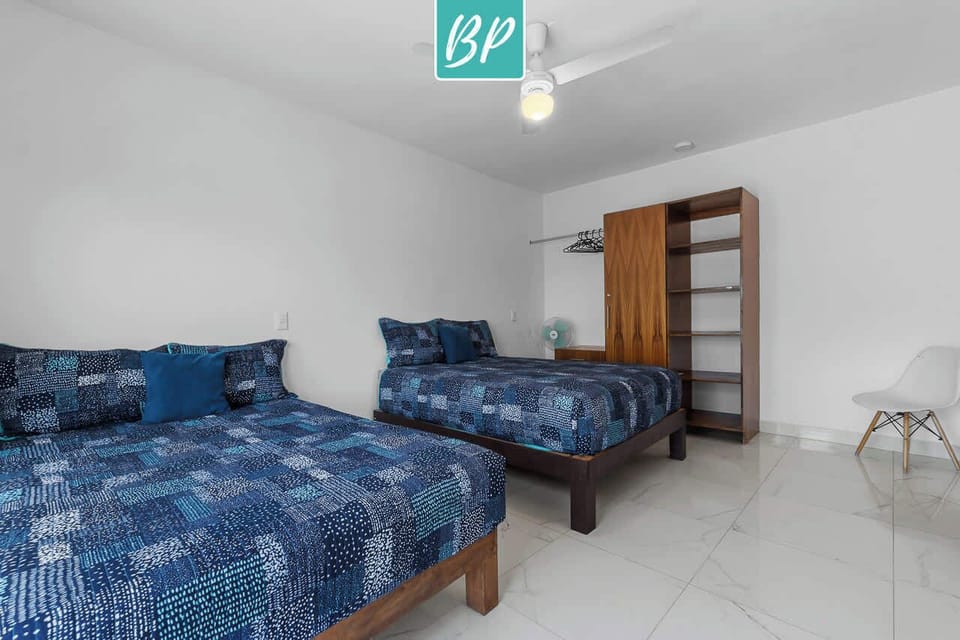 Bedroom 2 (Second floor)