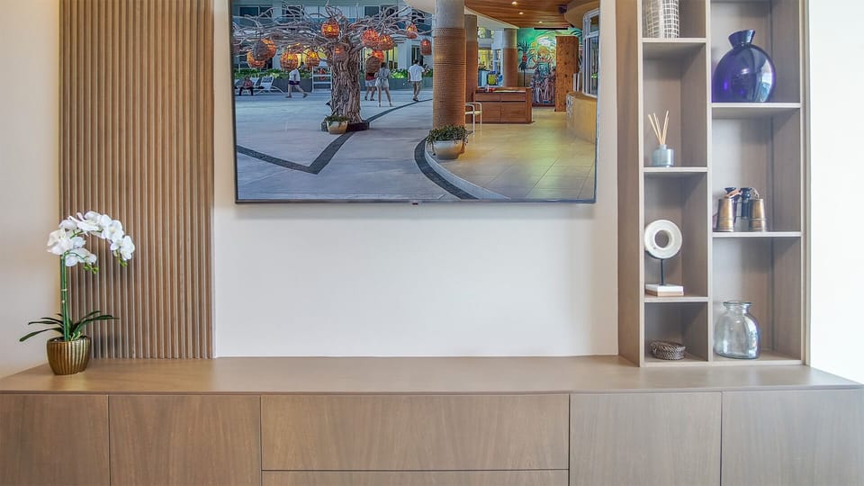 Tv stand