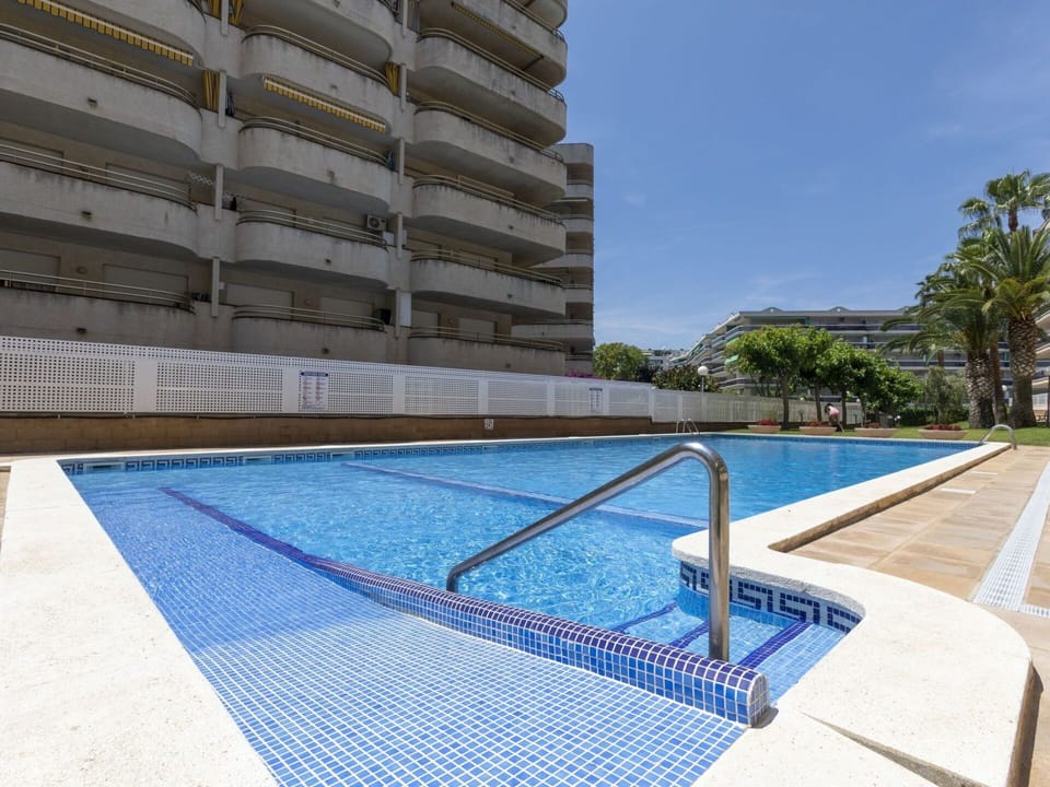 Building, Azure, Swimming Pool, Sky, Shade, Tree, Water, Rectangle, Urban Design, Outdoor Furniture